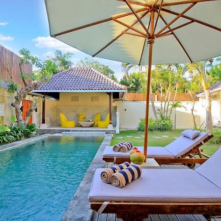 Uma Lima Villa Batu Belig - Close To The Beach Canggu  Bagian luar foto